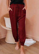 Load image into Gallery viewer, The Cableknit